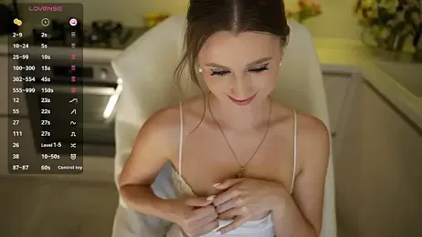 Vassiilisa — 在 stripchat 直播的网络摄像头模特