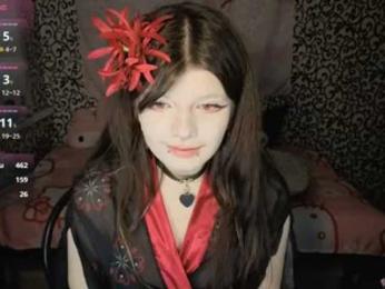FrirenLovv — 在 bongacams 直播的网络摄像头模特