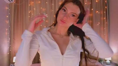 VeniceHatton — Cam4 stream photo (Aug 2026)