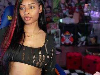 lovenzia — Camsoda stream photo (Mar 2026)