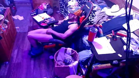 tongueispowerr6d9 — Stripchat stream photo (May 2025)
