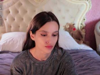 Enchantressss — Bongacams recorded stream image, 19.05.2025 03:00