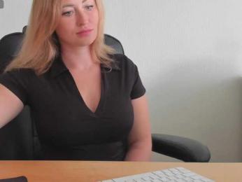 goddesssssss — Bongacams recorded stream screenshot (19 May 2025)