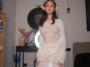 kusssecka — Chaturbate recorded stream image, 19.05.2025 15:00