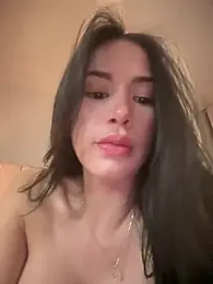 Im_Valentina — Stripchat recorded stream image, 19.05.2025 22:10
