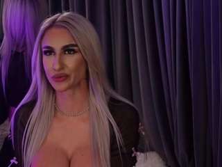 karlabart — Camsoda recorded stream image, 20.05.2025 04:20