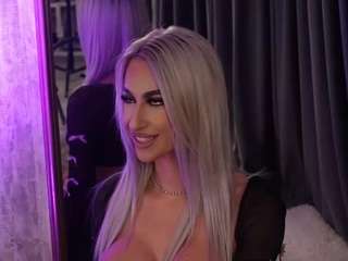karlabart — Camsoda recorded stream image, 20.05.2025 04:20
