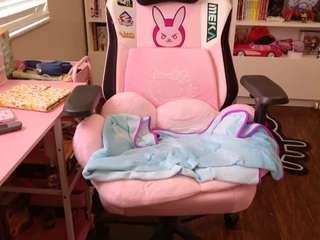 hotpinkcheeto — Camsoda recorded stream image, 20.05.2025 14:00