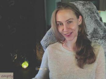 Adamova_Eva — Bongacams recorded stream image, 20.05.2025 17:30