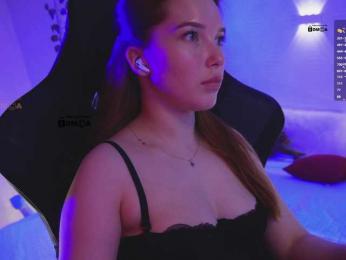 _Q_ — Bongacams recorded stream image, 20.05.2025 19:10