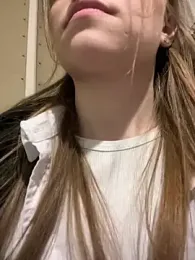 Porn_cornn — Stripchat recorded stream image, 21.05.2025 09:40
