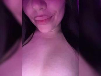 -Hennessy- — Bongacams recorded stream image, 21.05.2025 18:00