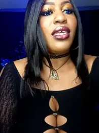 AmazonianMistress — Stripchat recorded stream image, 22.05.2025 01:10