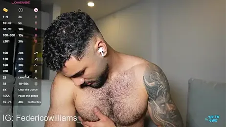Derek_w — Stripchat recorded stream image, 22.05.2025 05:10