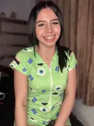 Laura-Khalifa — Stripchat recorded stream image, 22.05.2025 07:00