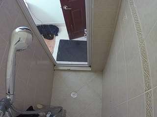 voyeurcam-baileybase-shower — Camsoda recorded stream image, 17.05.2025 17:00