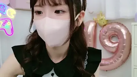 -minami- — Stripchat recorded stream image, 23.05.2025 12:00