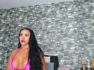 heidywills — Camsoda recorded stream image, 23.05.2025 19:20