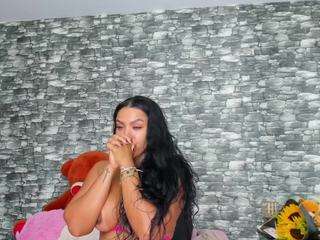 heidywills — Camsoda recorded stream image, 23.05.2025 19:20