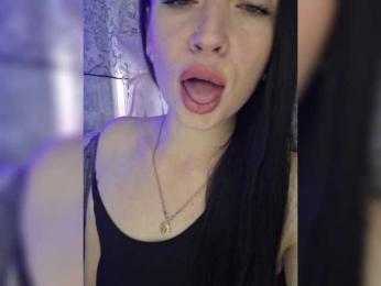 _dashulka_ — Bongacams recorded stream image, 24.05.2025 01:40