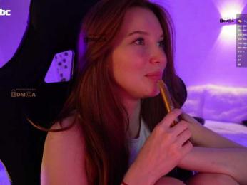 _Q_ — Bongacams recorded stream image, 24.05.2025 04:40