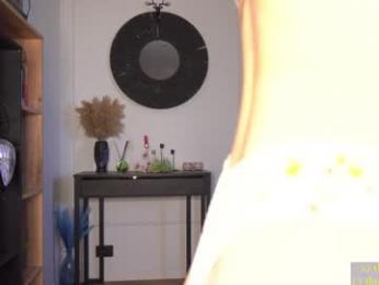 kusssecka — Chaturbate recorded stream image, 25.05.2025 03:00