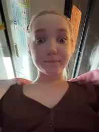 bambi_lu — Stripchat recorded stream image, 25.05.2025 18:10