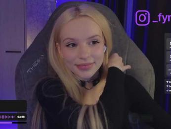 fymryn — Bongacams recorded stream image, 25.05.2025 18:20