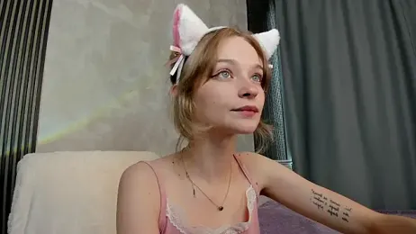 vialeta_baby — Stripchat recorded stream image, 27.05.2025 01:20