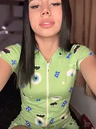 Laura-Khalifa — Stripchat recorded stream image, 27.05.2025 04:30