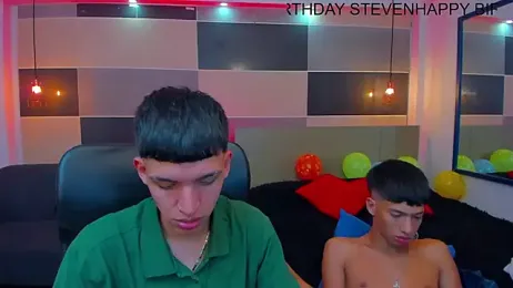 Juan_Nd_Steven — Stripchat recorded stream image, 27.05.2025 03:00