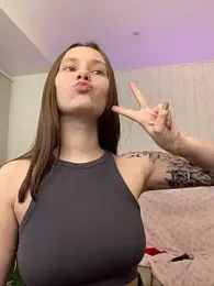 HotCaramellsTV — Stripchat recorded stream image, 27.05.2025 07:10