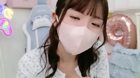 -minami- — Stripchat recorded stream image, 27.05.2025 12:00