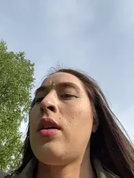 Holly_Play — Stripchat recorded stream image, 27.05.2025 11:00