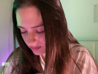 emmsee — Bongacams recorded stream image, 27.05.2025 17:50