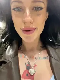 Melissa_crazy — Stripchat recorded stream image, 27.05.2025 15:10