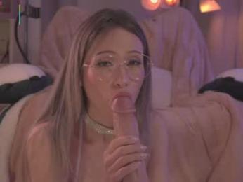 soficb — Chaturbate recorded stream image, 27.05.2025 23:20