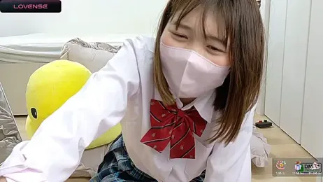 SUZU_ — Stripchat recorded stream screenshot (28 May 2025)