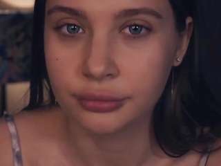 leilagladish — Camsoda recorded stream image, 28.05.2025 09:10