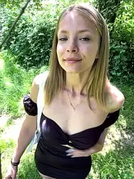 AnastasiaAniess — Stripchat recorded stream image, 29.05.2025 07:20