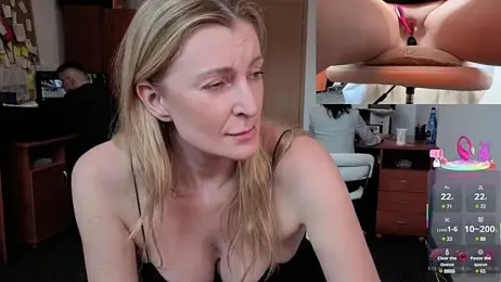 legsLONG — Stripchat recorded stream image, 30.05.2025 04:20