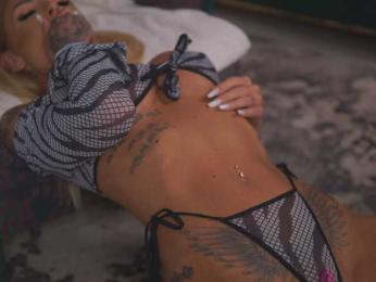 RaquelleVon — Bongacams recorded stream image, 30.05.2025 15:20