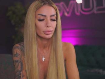 RaquelleVon — Bongacams recorded stream image, 30.05.2025 15:20