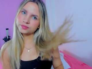 vaiolet-rose — Camsoda recorded stream image, 09.02.2025 13:10