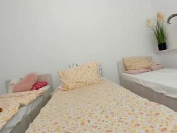 ehotlovea — Chaturbate recorded stream image, 02.06.2025 02:00