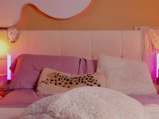 Mia Brooklyn — Flirt4free recorded stream screenshot (09 Feb 2025)