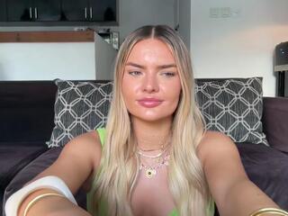 Anais A — Flirt4free recorded stream image, 03.06.2025 08:20