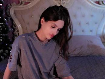 Enchantressss — Bongacams recorded stream image, 04.06.2025 02:20