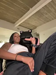 Your_Paris — Stripchat recorded stream image, 04.06.2025 01:30