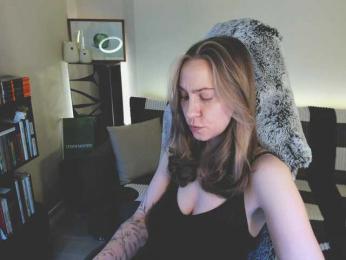 Adamova_Eva — Bongacams recorded stream screenshot (09 Feb 2025)